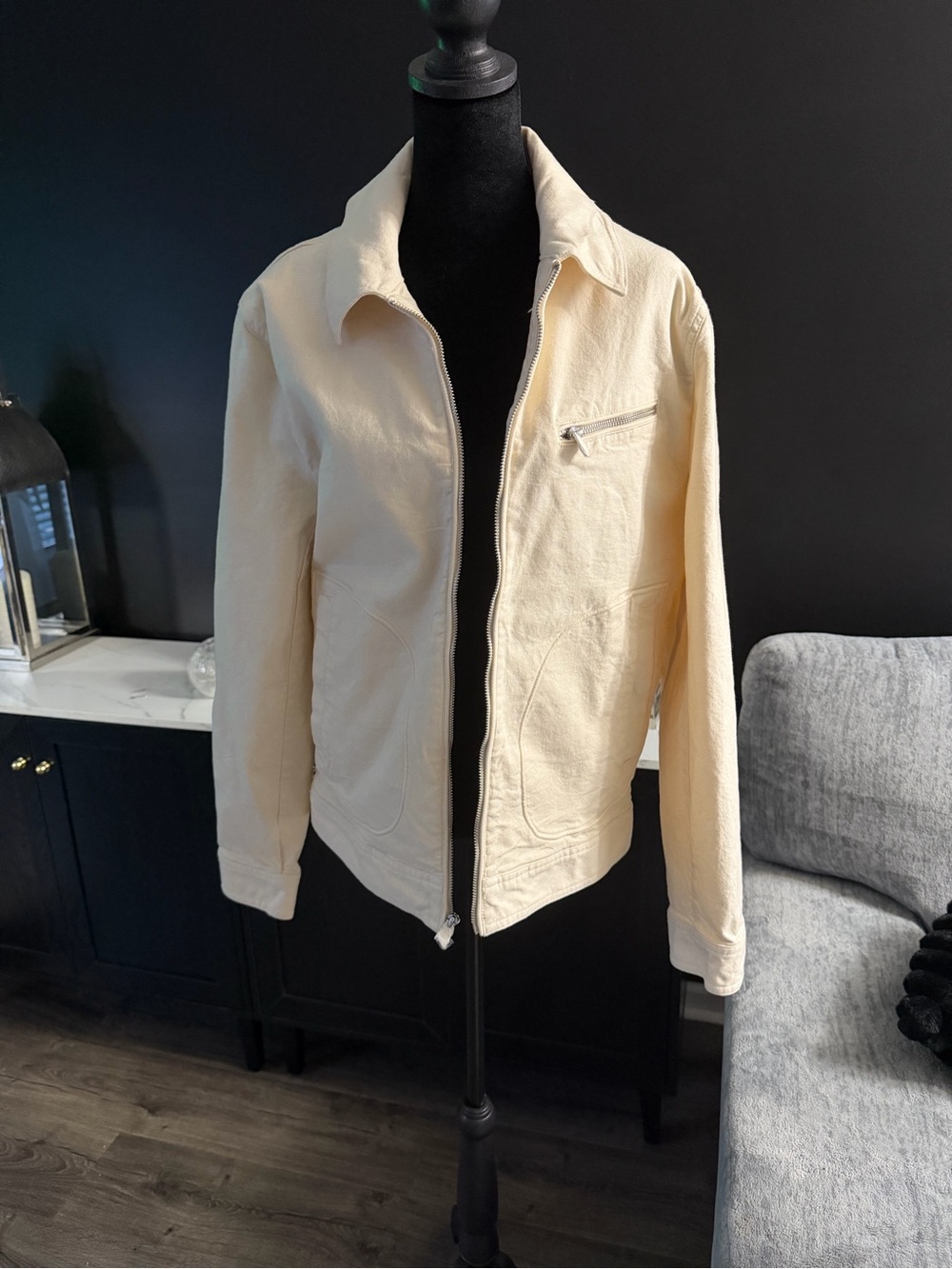 Express Men's Lightweight Zip Jacket in Cream - Picture 2 of 6